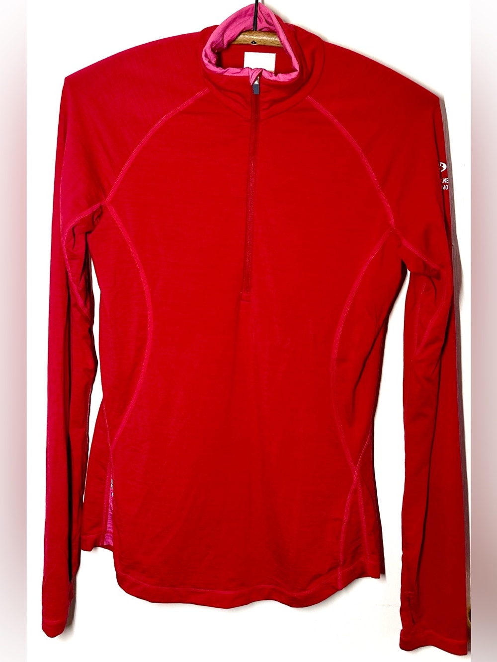 ICEBREAKER Bodyfit 200 Pure Fine Merino 1/4 Zip Top Red with Pink Long Sleeve